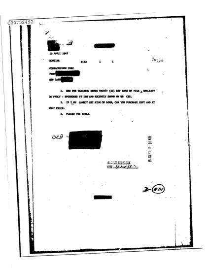 CIA pide préstamo de película OVNI